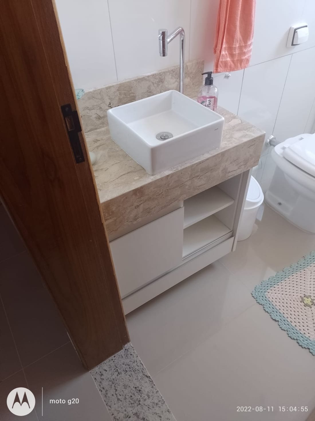 Banheiros — projeto da Prado Marcenaria